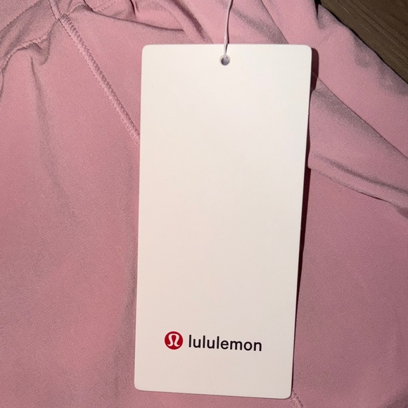 NWT 🐆💕 hottie hot 4 in Lululemon athletica Light Pink Women's Athletic Shorts - Picture 3 of 5